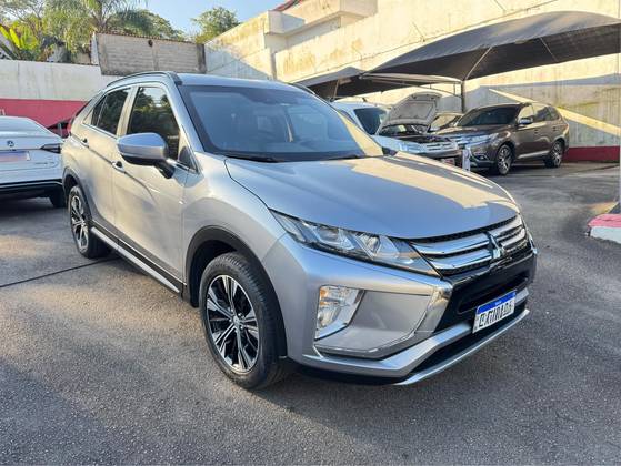 MITSUBISHI ECLIPSE CROSS 1.5 MIVEC TURBO GASOLINA HPE CVT MITSUBISHI ECLIPSE CROSS 1.5 MIVEC TURBO GASOLINA HPE CVT